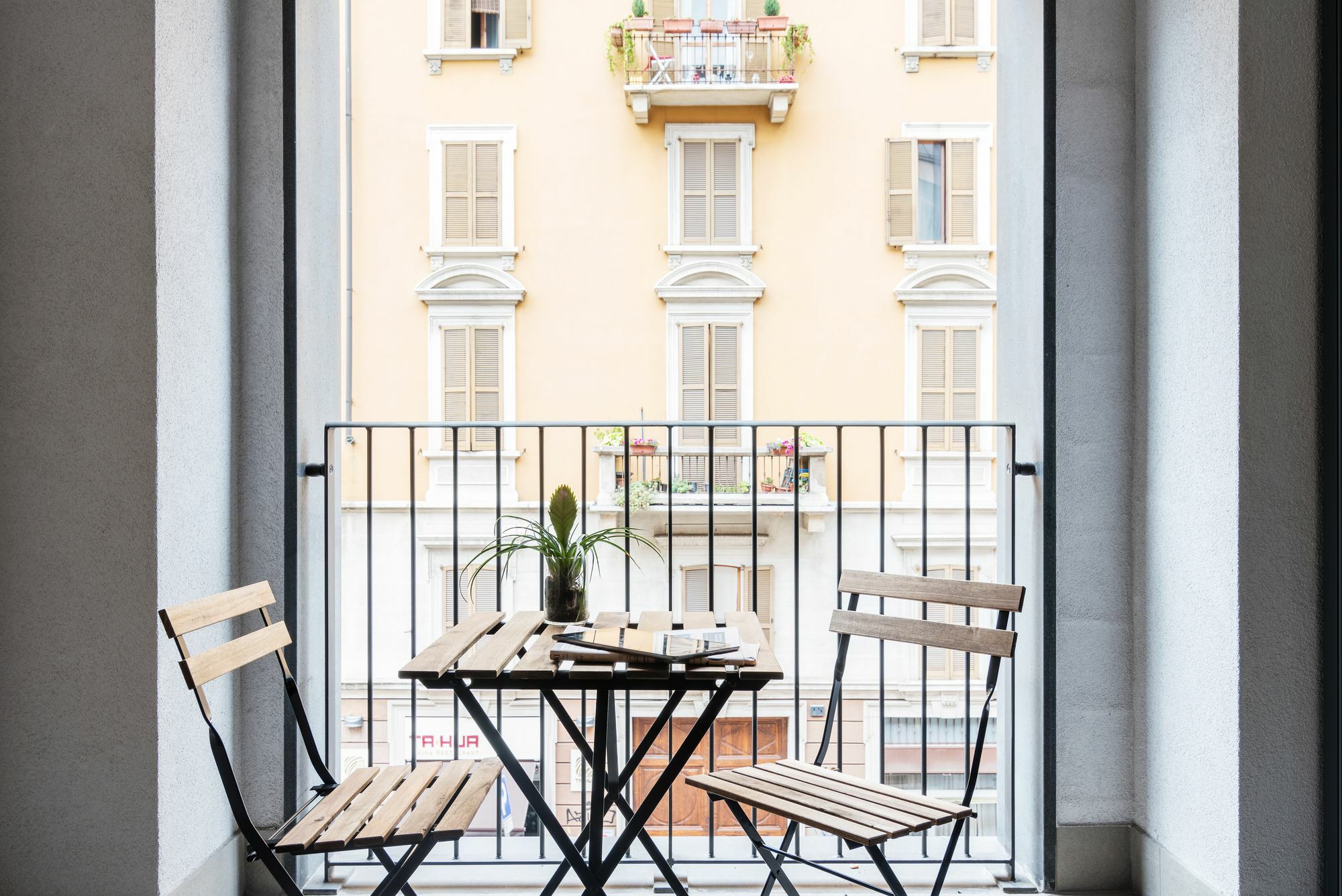 Joivy Sunny 1-Bed Flat With Balcony Milão Exterior foto